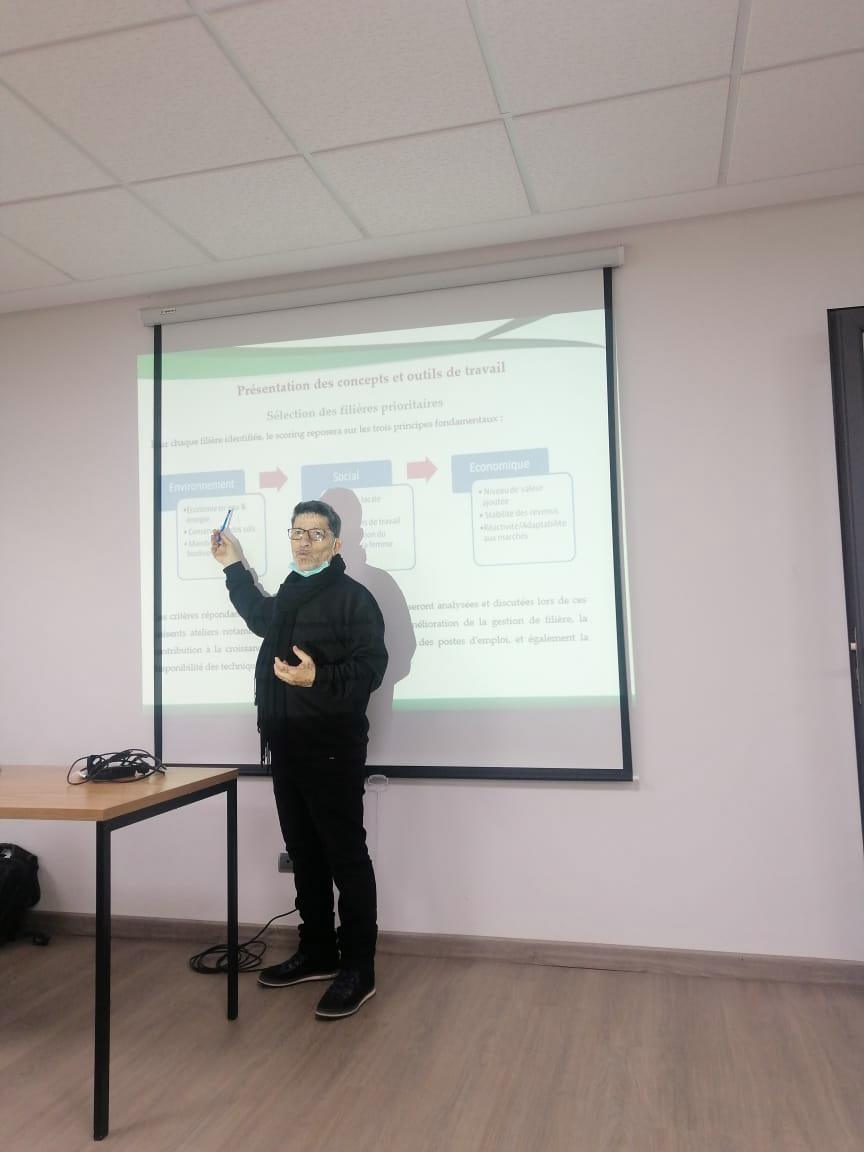 Identification des filières prioritaires et l’analyse des chaînes de valeurs des filières identifiées et assistance à l’émergence des projets générateurs de revenus (PGR) selon l’approche filière dans la Province d’El Jadida
